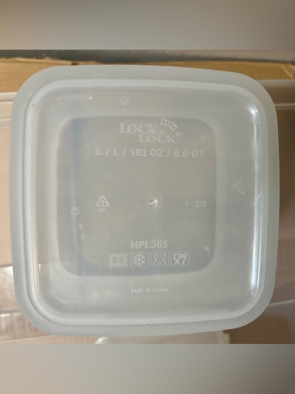 Pink Plastic Storage Container with Handle - Picture 4 of 6